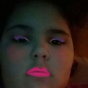 Meet your Posher, Lily